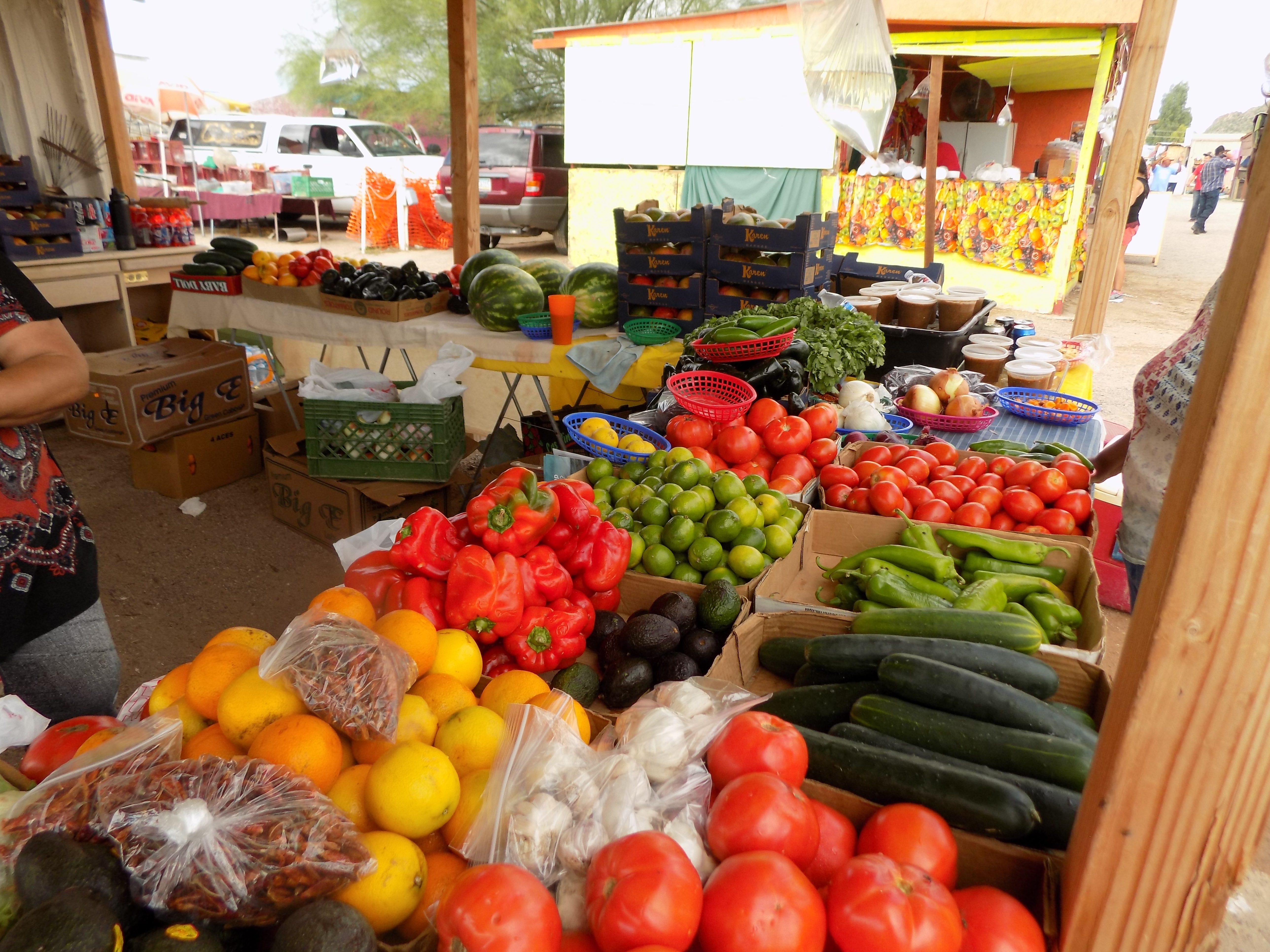 A higher diversity of fresh foods reaching the tables of poor families can help correct chronic deficiencies in micro-nutrients and antioxidants that plague so called “food deserts” or neighborhoods with high levels of food insecurity due to their poor ac A higher diversity of fresh foods reaching the tables of poor families can help correct chronic deficiencies in micro-nutrients and antioxidants that plague so called “food deserts” or neighborhoods with high levels of food insecurity due to their poor ac